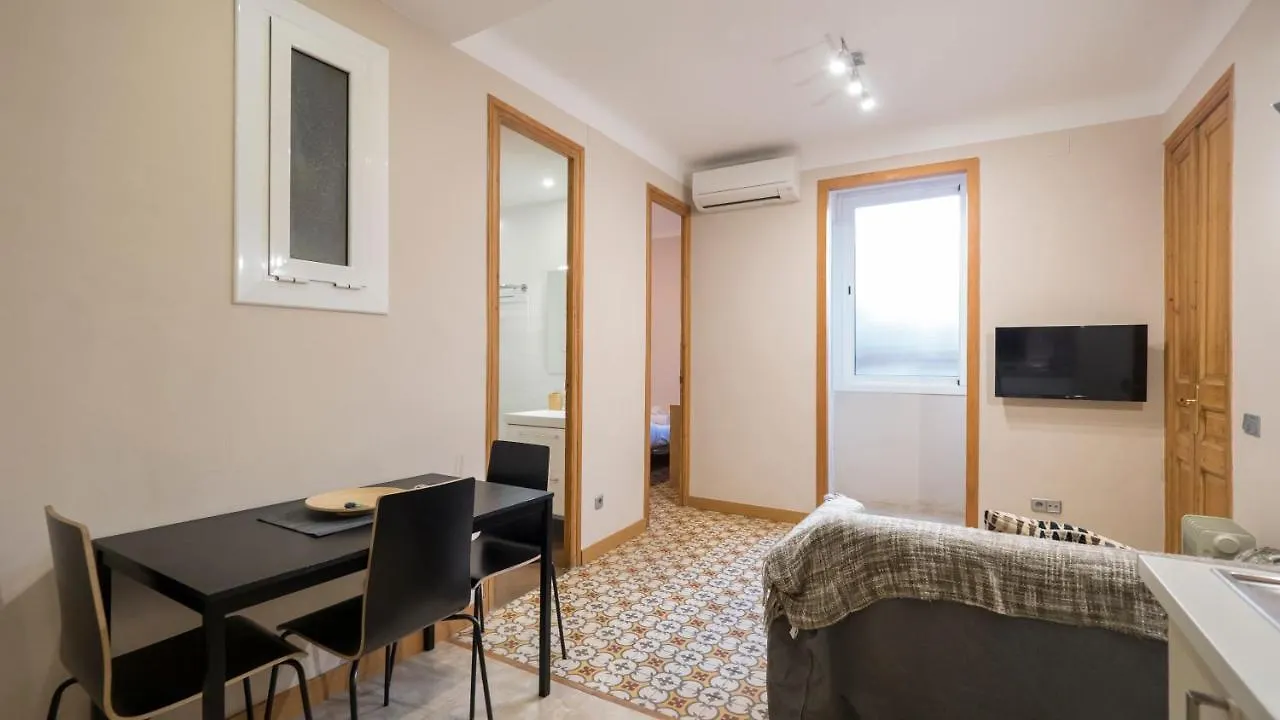 Acogedor apartamento de 2 dormitorios Barcelona España