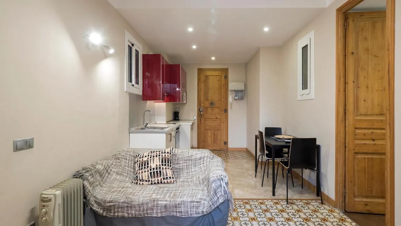Acogedor Apartamento De 2 Dormitorios Barcelona Apartment